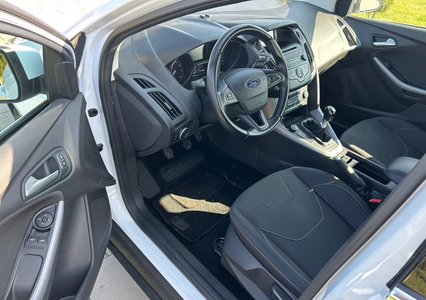 Ford Focus cena 32900 przebieg: 94000, rok produkcji 2015 z Oleśnica małe 79